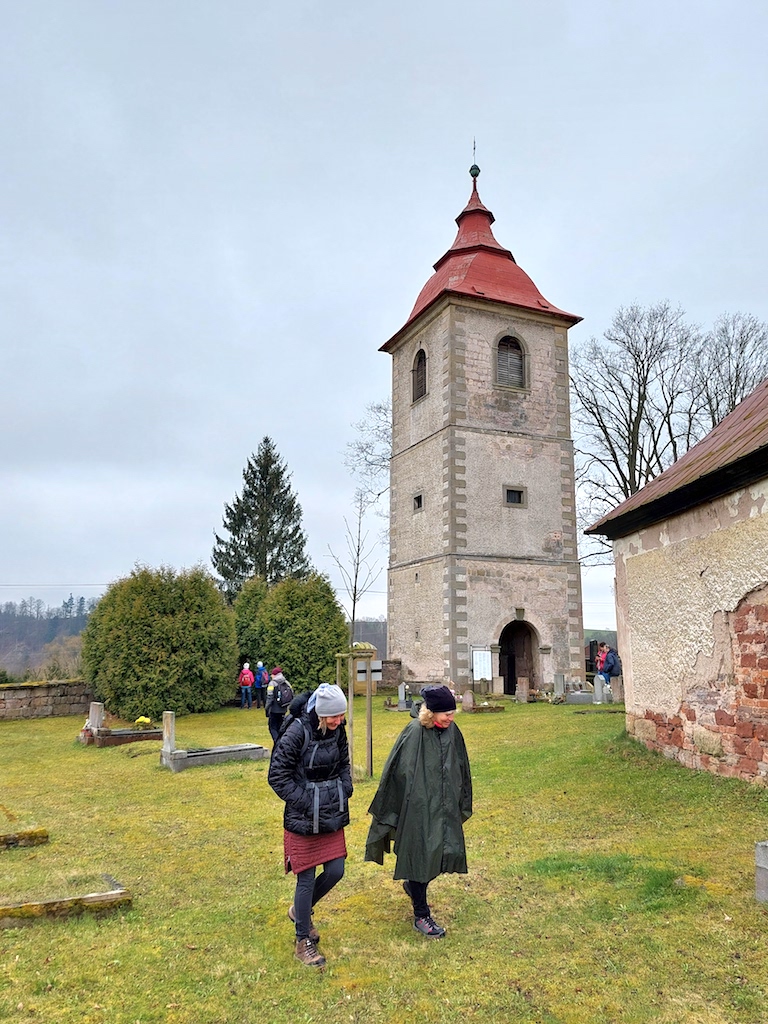 21 Ruprechtice – zvonice u kostela