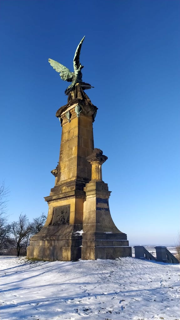 18 Křečhoř – památník z bitvy u Kolína r. 1757