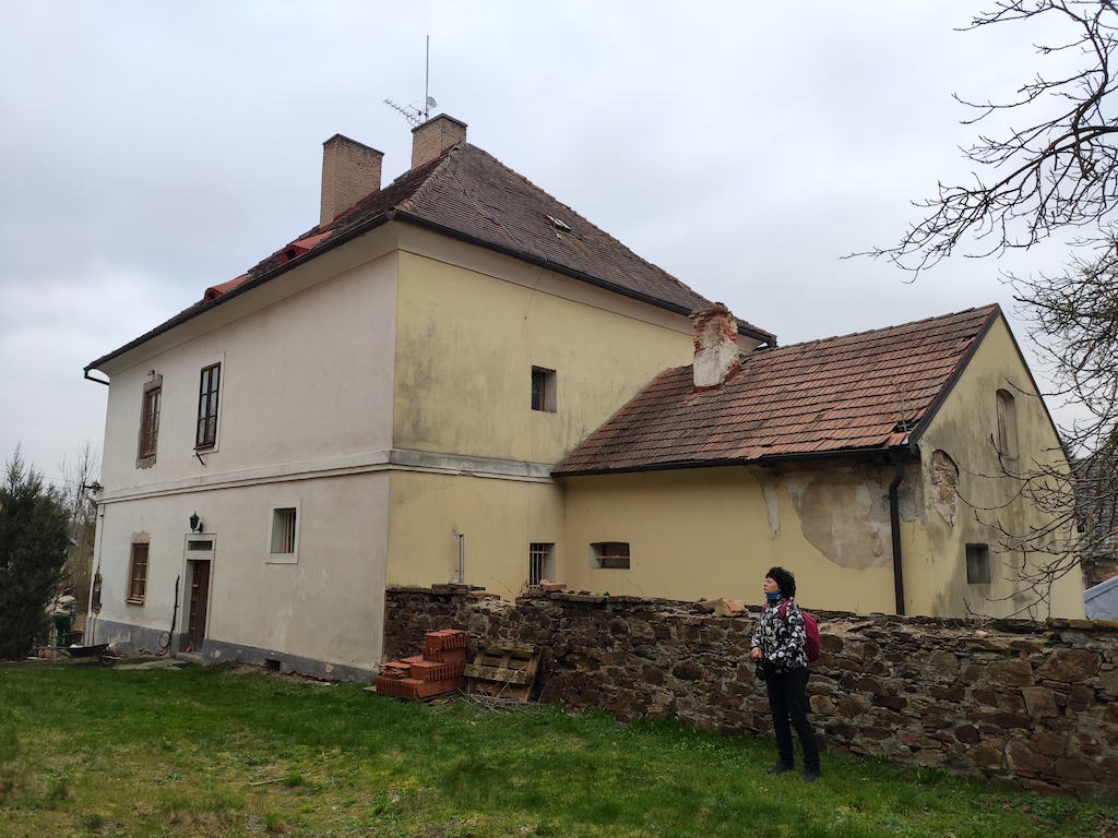 05  Záboří n. Lab. - fara u kostela sv. Prokopa