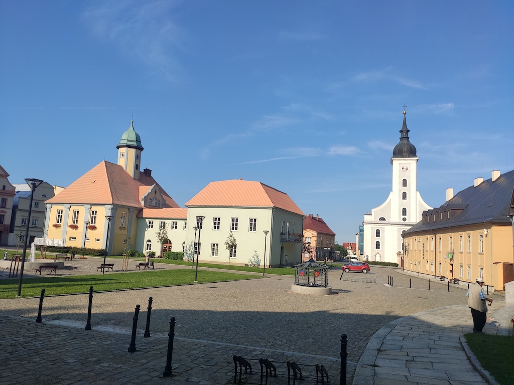 01b Javorník