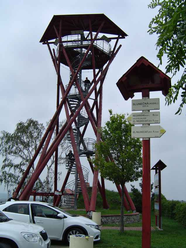  Rozhledna Slunečná nad Bořeticemi