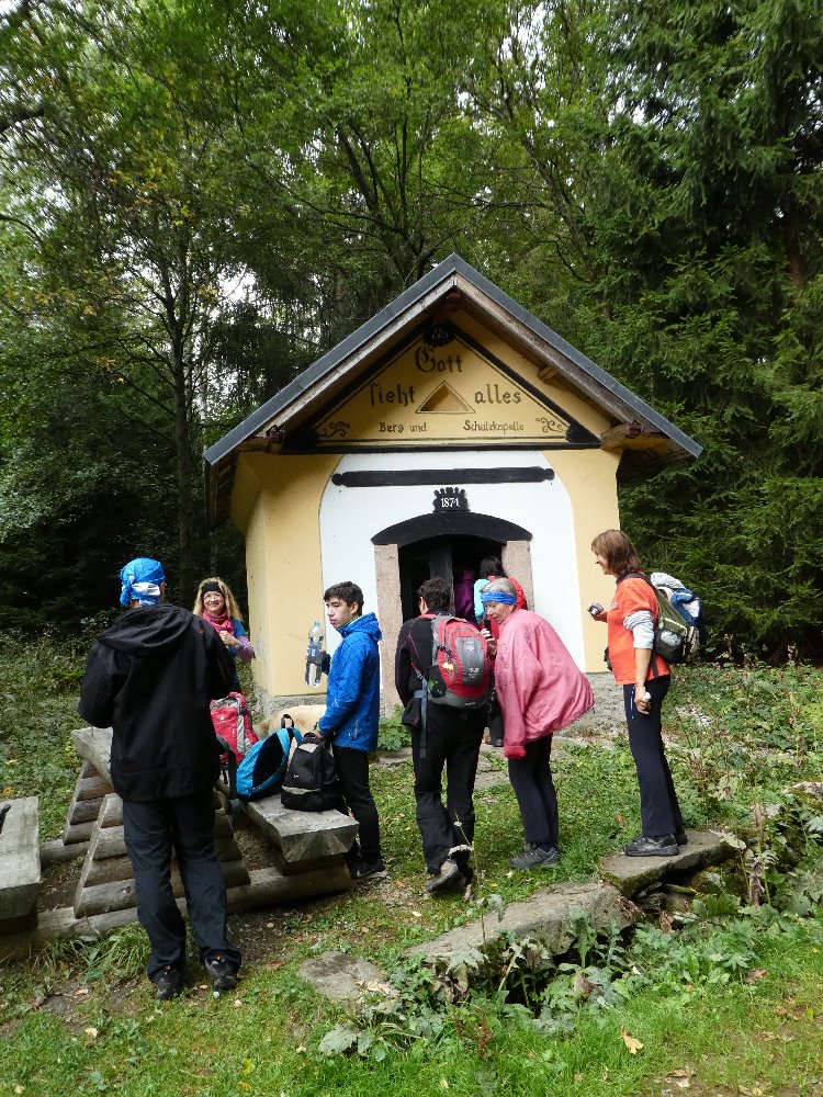 Ochranná kaple, bývalé Sklenářovice, dnes Mladé Buky  