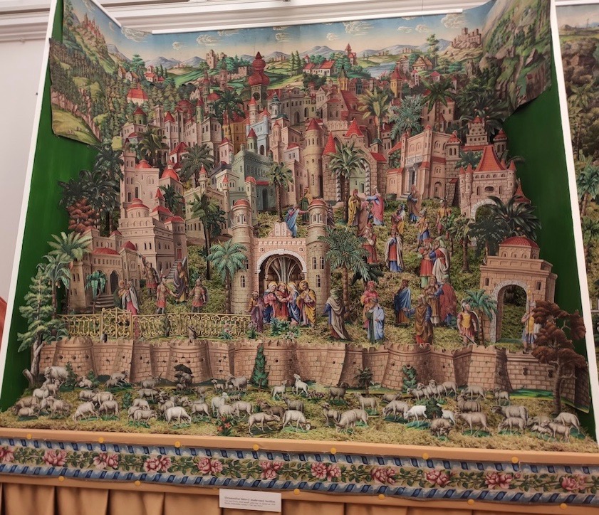 31b Výstava betlémů - Hromniční lidový malovaný betlém
