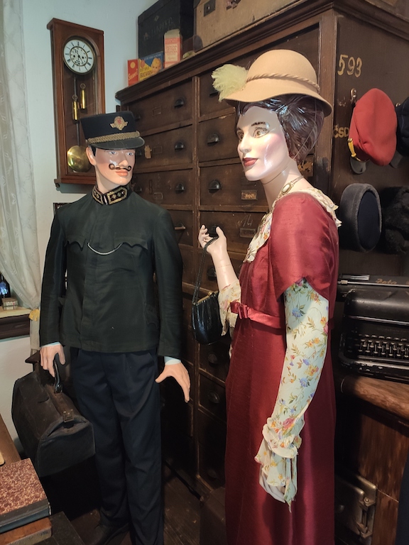 14 Železniční muzeum Sudoměř – náčelník stanice