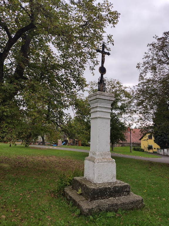 31 Sudoměř – náves
