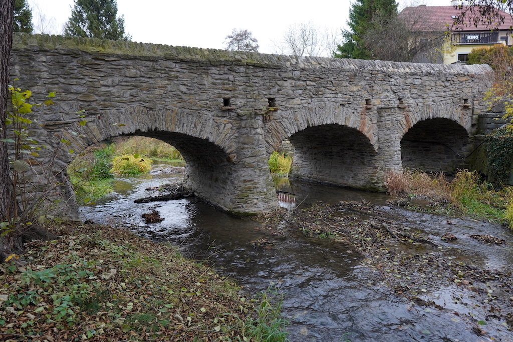 09 Opočno– most přes Zlatý potok z 18. stol. II