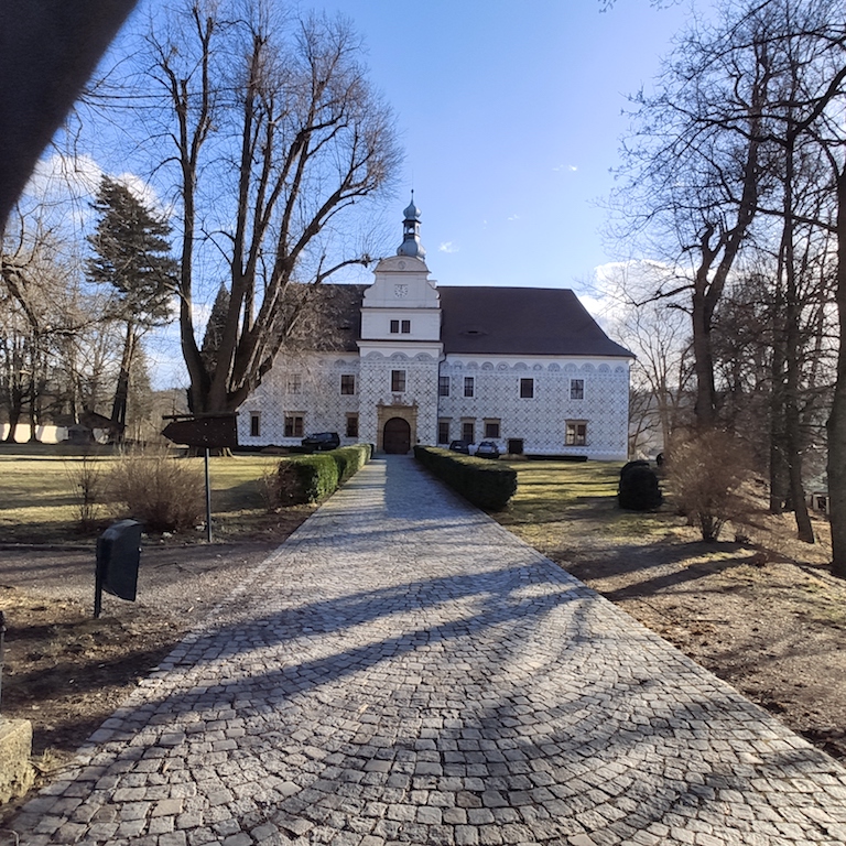 343 Doudleby n. Orl.– renesanční zámek II