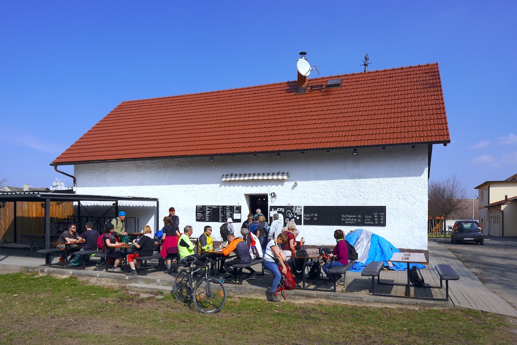 28 Příjemné posezení s příjemnými cenami